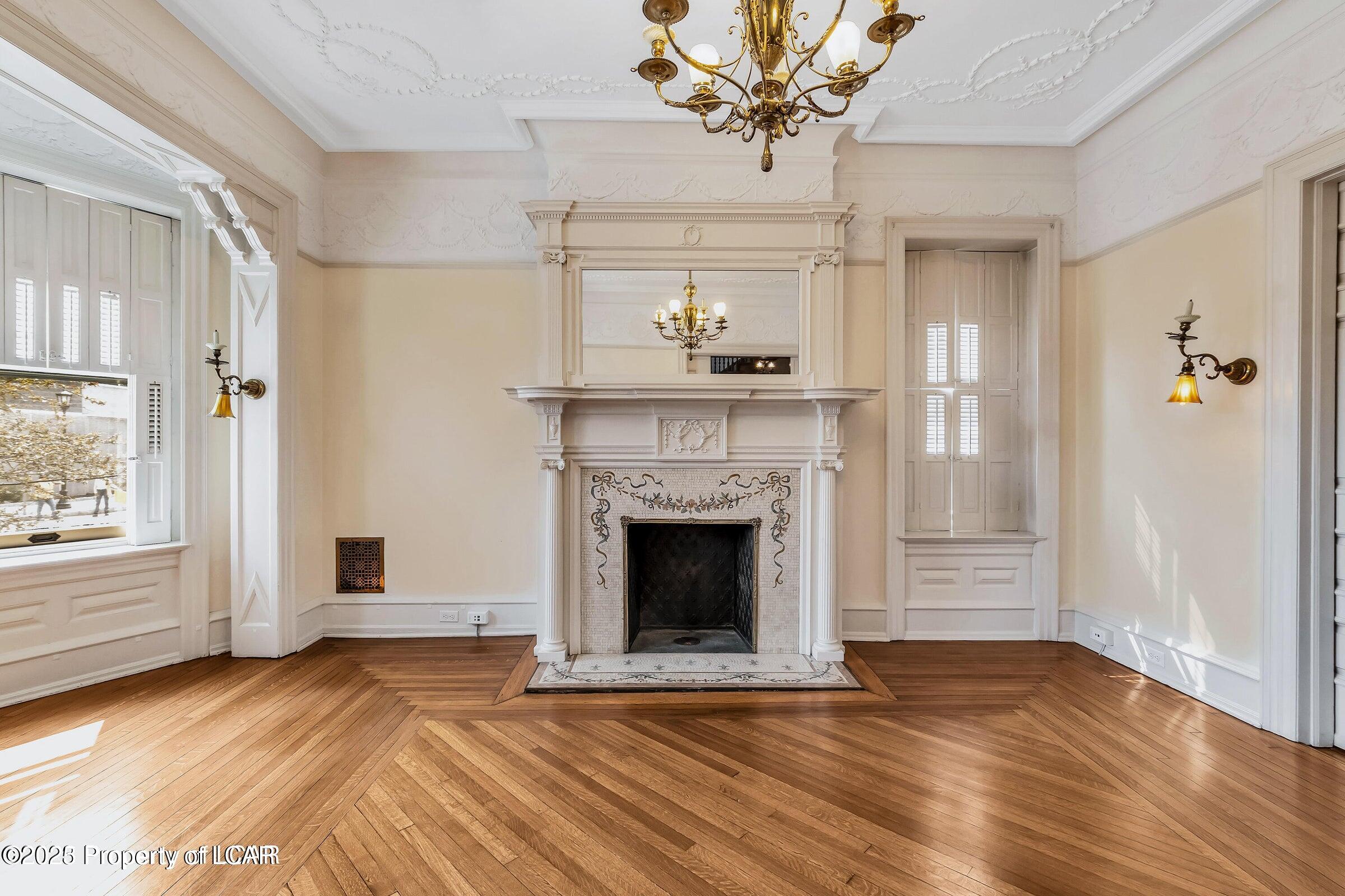 Wilkes-Barre, Pennsylvania, 18701, United States, 7 Bedrooms Bedrooms, ,3 BathroomsBathrooms,Residential,For Sale,1982709