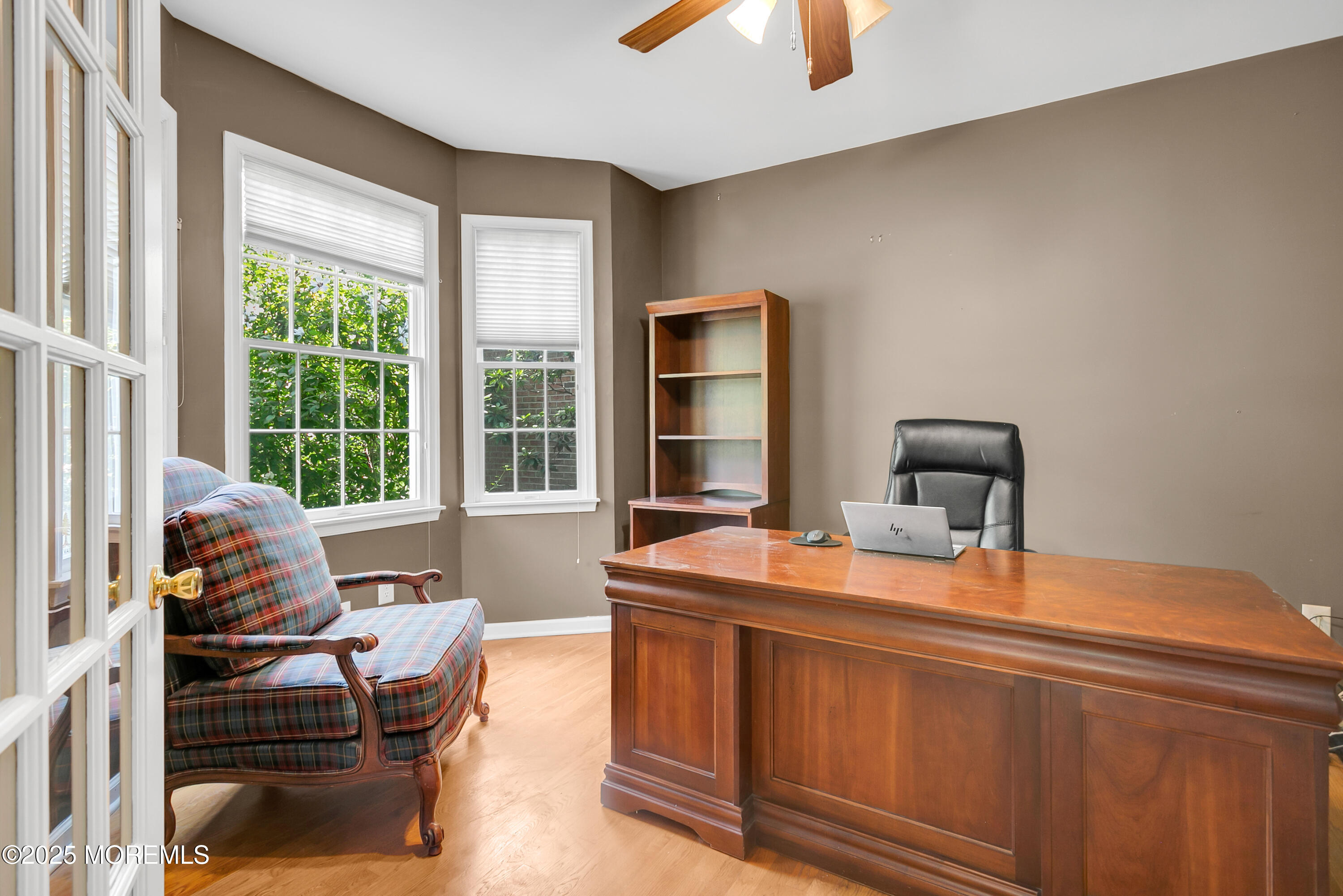 Red Bank, New Jersey, 07701, United States, 4 Bedrooms Bedrooms, ,3 BathroomsBathrooms,Residential,For Sale,1904346