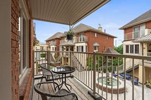 Ottawa, Ontario, K1N 9N7, CA, 2 Bedrooms Bedrooms, ,3 BathroomsBathrooms,Residential,For Sale,1966889