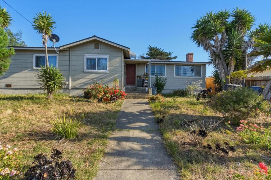 Seaside, California, 93955, United States, 3 Bedrooms Bedrooms, ,1 BathroomBathrooms,Residential,For Sale,2048589