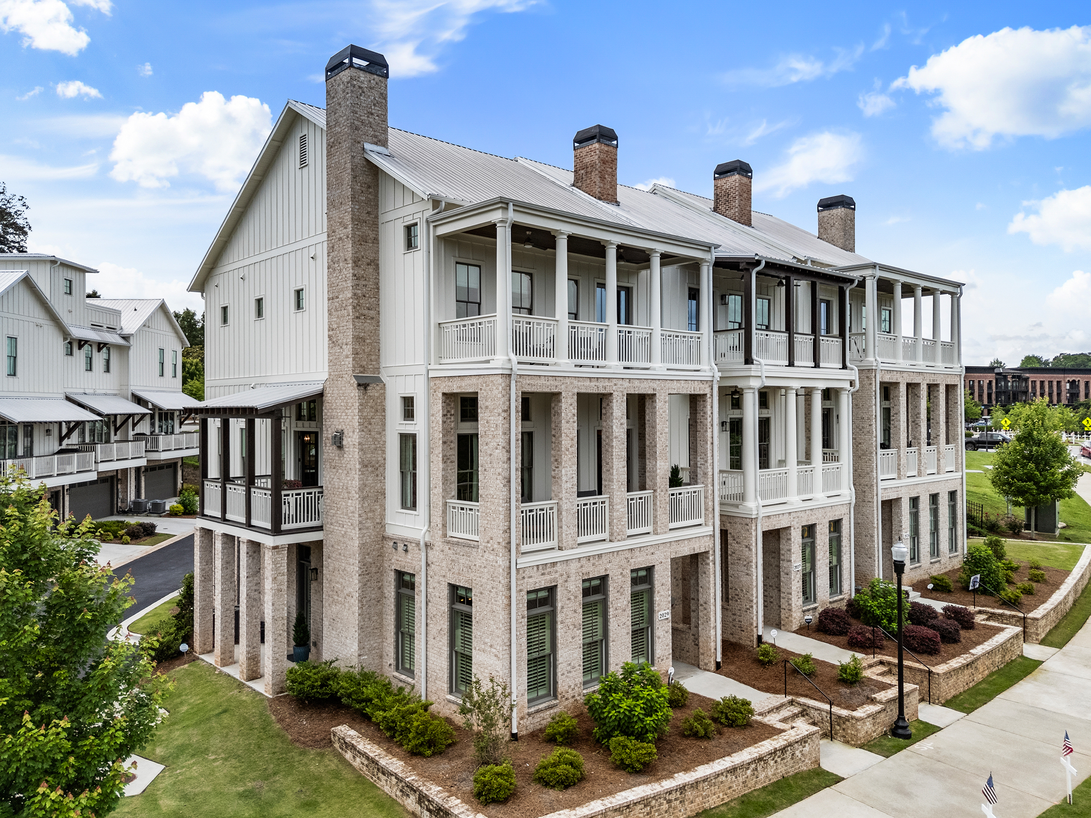  Charming Four-Level Townhome with Rooftop Retreat - 物件實景