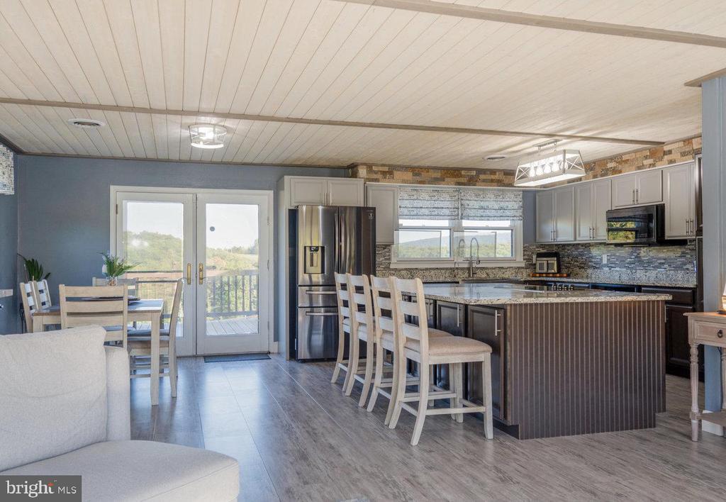 Gore, Virginia, 22637, United States, 4 Bedrooms Bedrooms, ,3 BathroomsBathrooms,Residential,For Sale,1949444