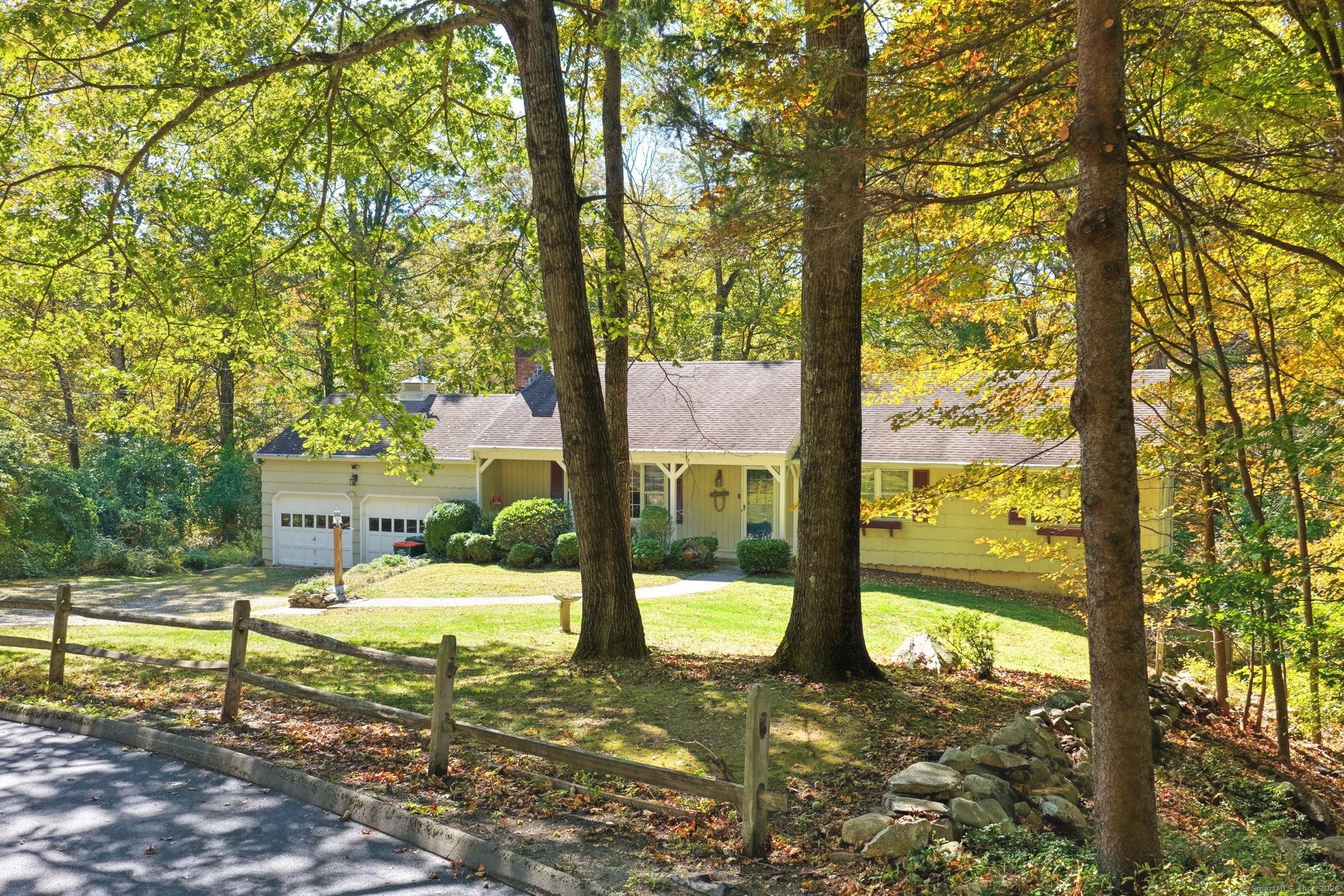 Redding, Connecticut, 06896, United States, 5 Bedrooms Bedrooms, ,3 BathroomsBathrooms,Residential,For Sale,1986152