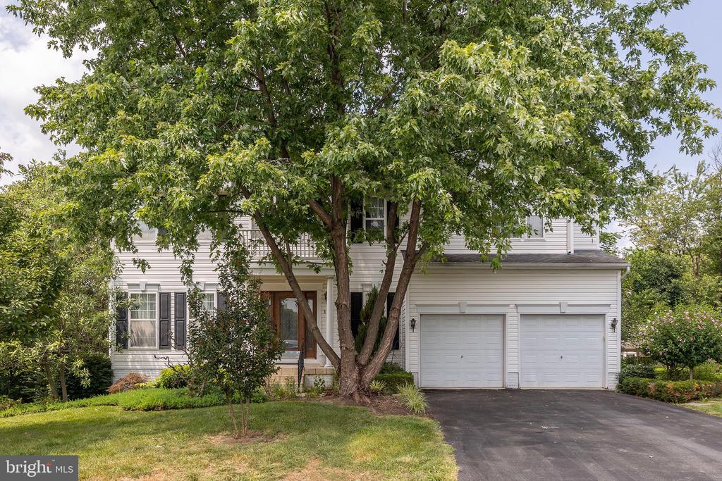 Winchester, Virginia, 22603, United States, 4 Bedrooms Bedrooms, ,4 BathroomsBathrooms,Residential,For Sale,1932452