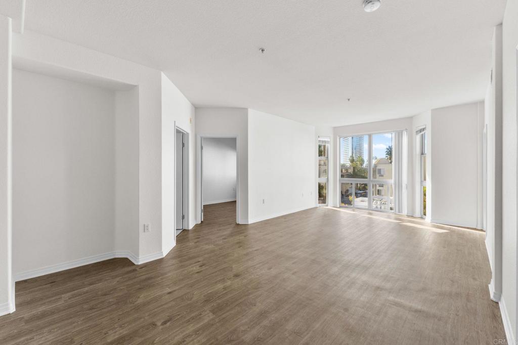 San Diego, California, 92101, United States, 2 Bedrooms Bedrooms, ,2 BathroomsBathrooms,Residential,For Sale,2005921