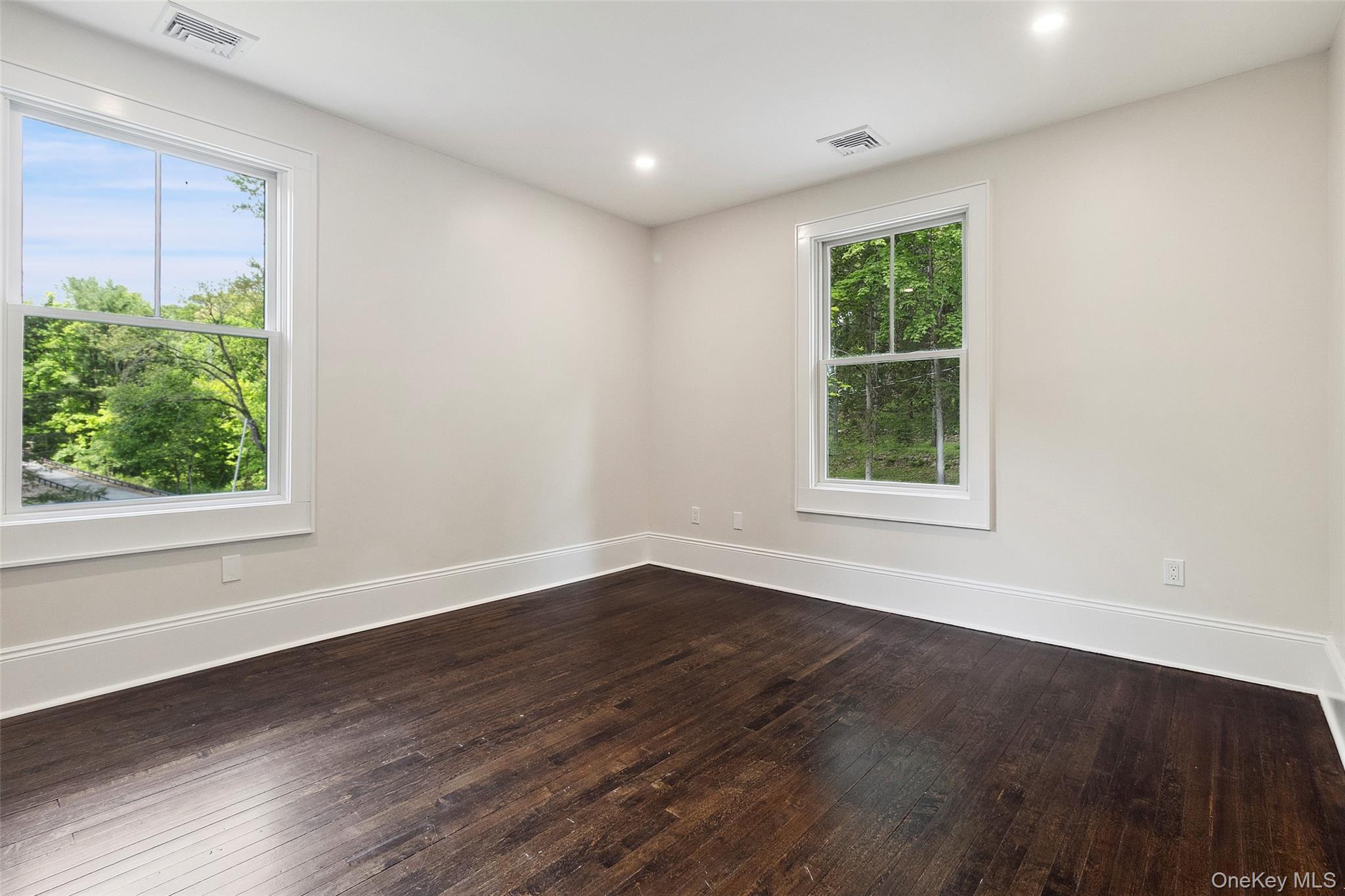 Katonah, New York, 10536, United States, 5 Bedrooms Bedrooms, ,5 BathroomsBathrooms,Residential,For Sale,1942230