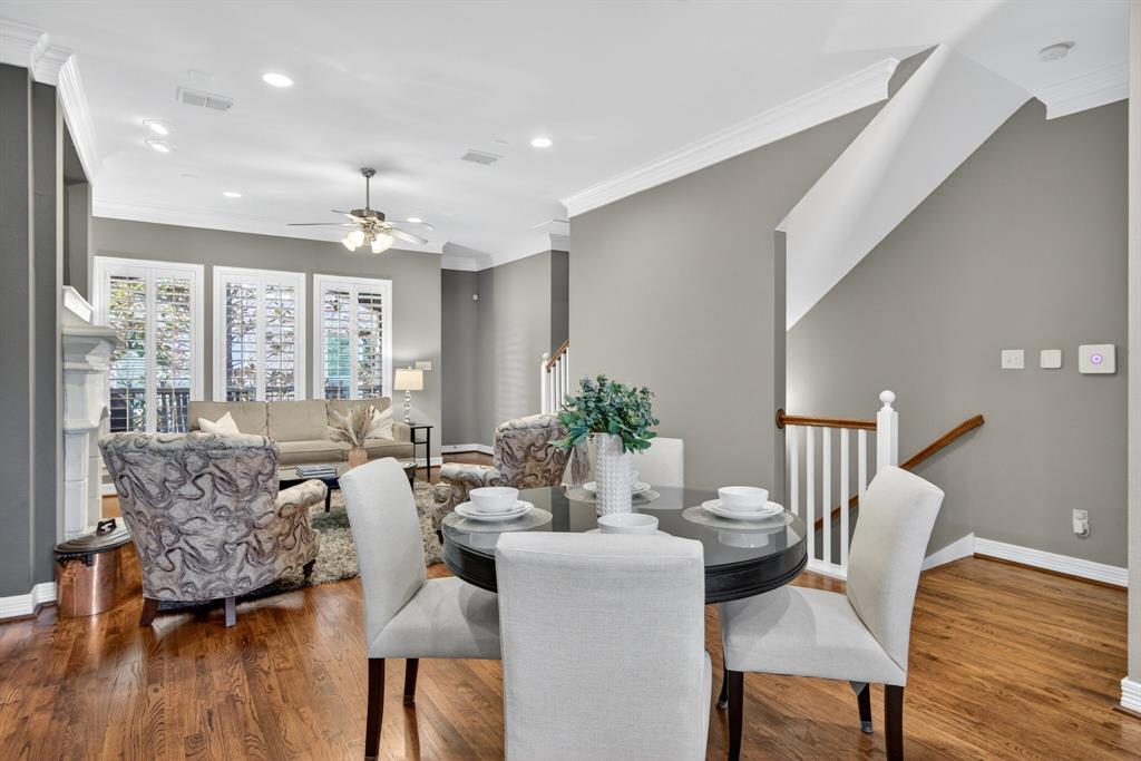 Dallas, Texas, 75219, United States, 2 Bedrooms Bedrooms, ,3 BathroomsBathrooms,Residential,For Sale,1996235