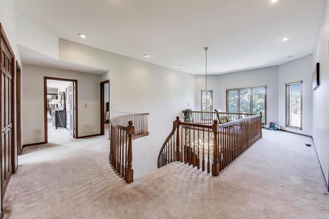Barrington, Illinois, 60010, United States, 5 Bedrooms Bedrooms, ,6 BathroomsBathrooms,Residential,For Sale,2048661