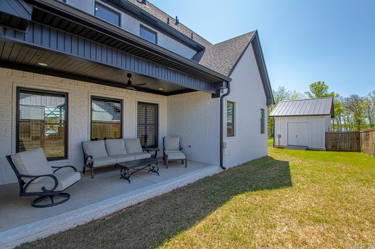 Benton, Arkansas, 72019, United States, 4 Bedrooms Bedrooms, ,3 BathroomsBathrooms,Residential,For Sale,1981558