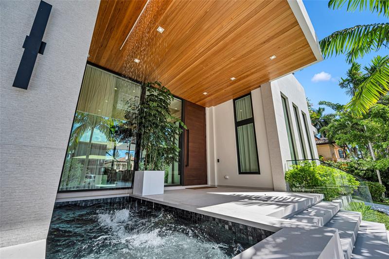 Fort Lauderdale, Florida, 33301, United States, 5 Bedrooms Bedrooms, ,8 BathroomsBathrooms,Residential,For Sale,1971363