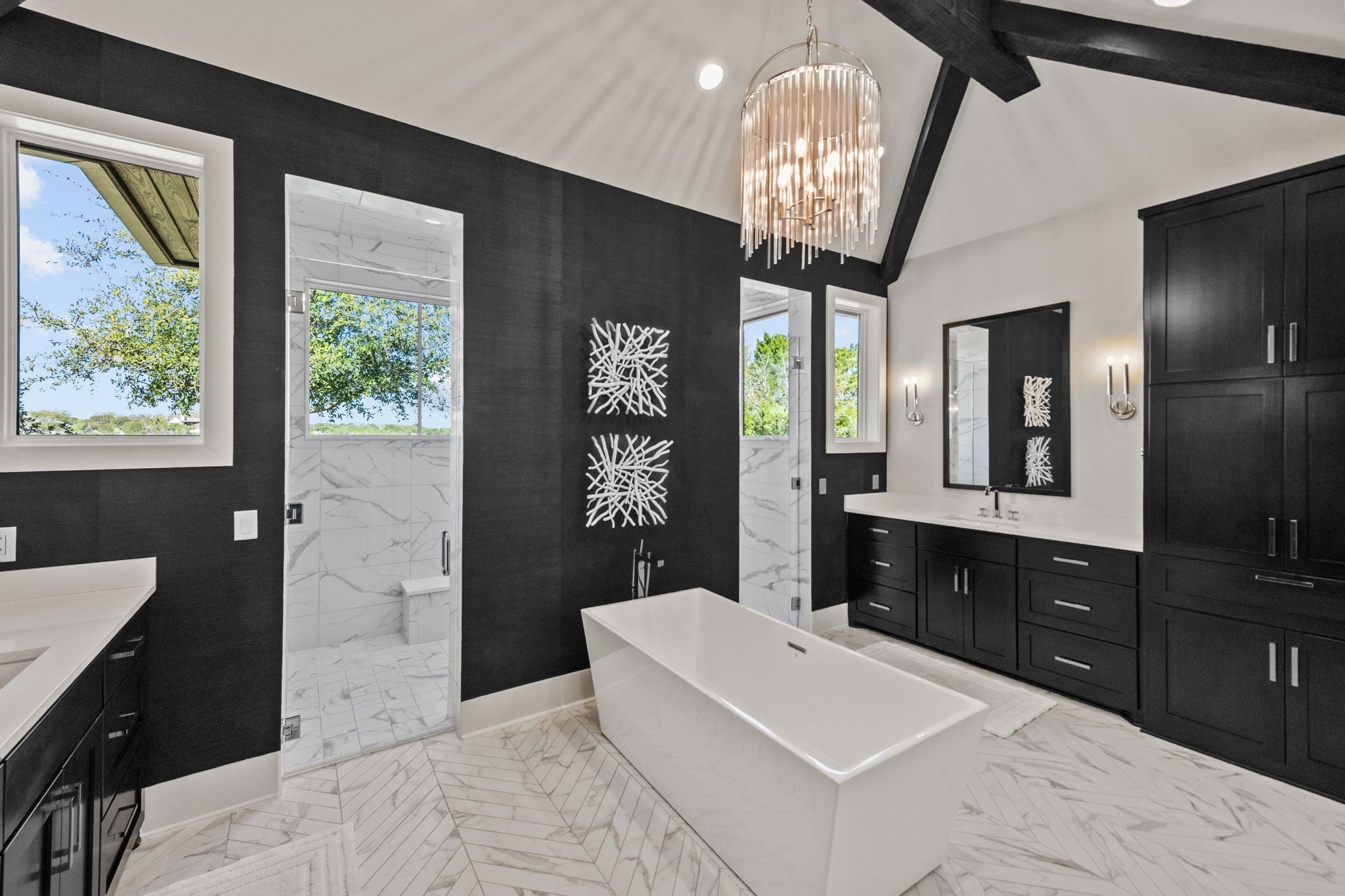 Graford, Texas, 76449, United States, 5 Bedrooms Bedrooms, ,7 BathroomsBathrooms,Residential,For Sale,1987325