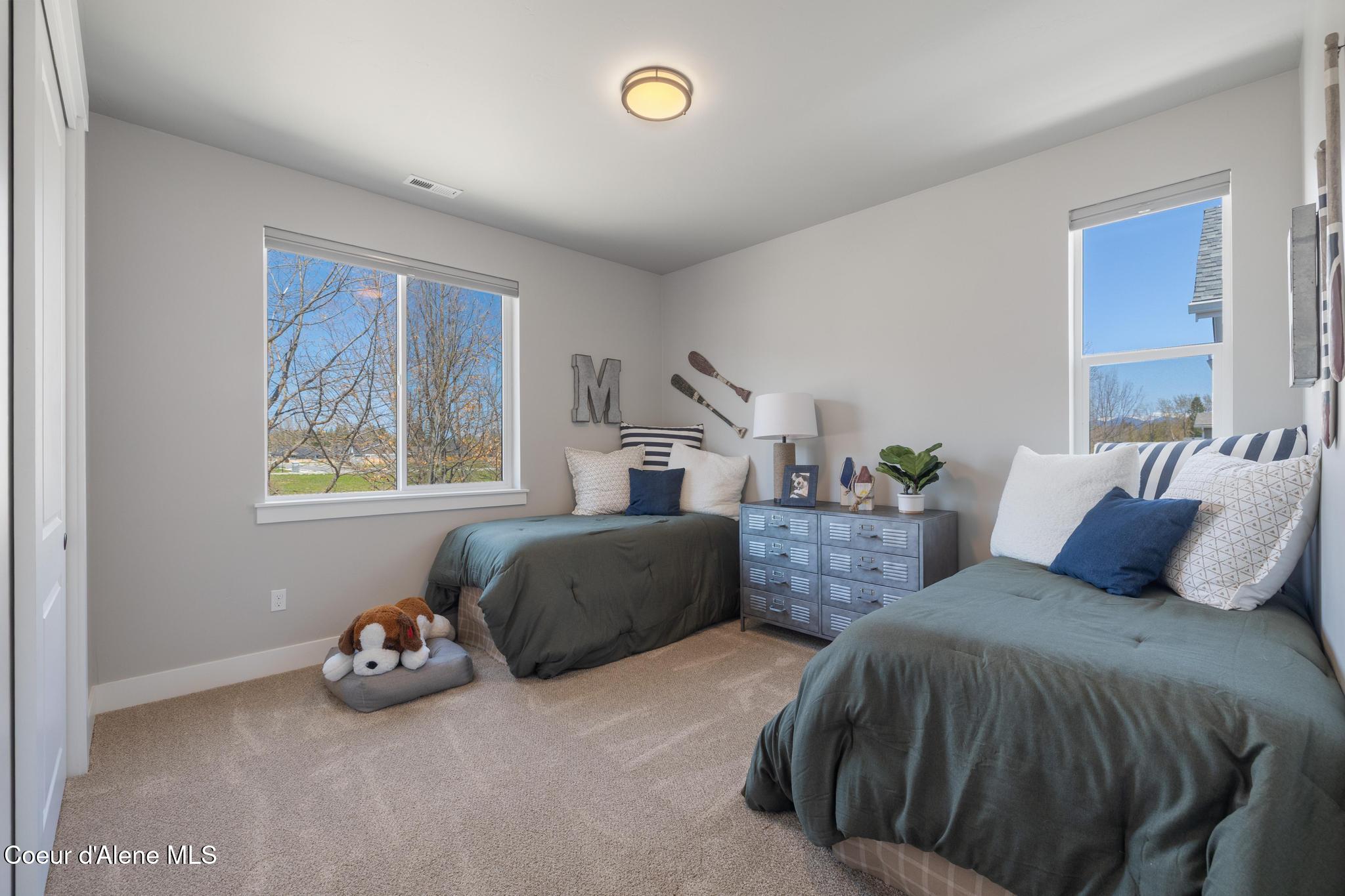 Sandpoint, Idaho, 83864, United States, 4 Bedrooms Bedrooms, ,3 BathroomsBathrooms,Residential,For Sale,1991362