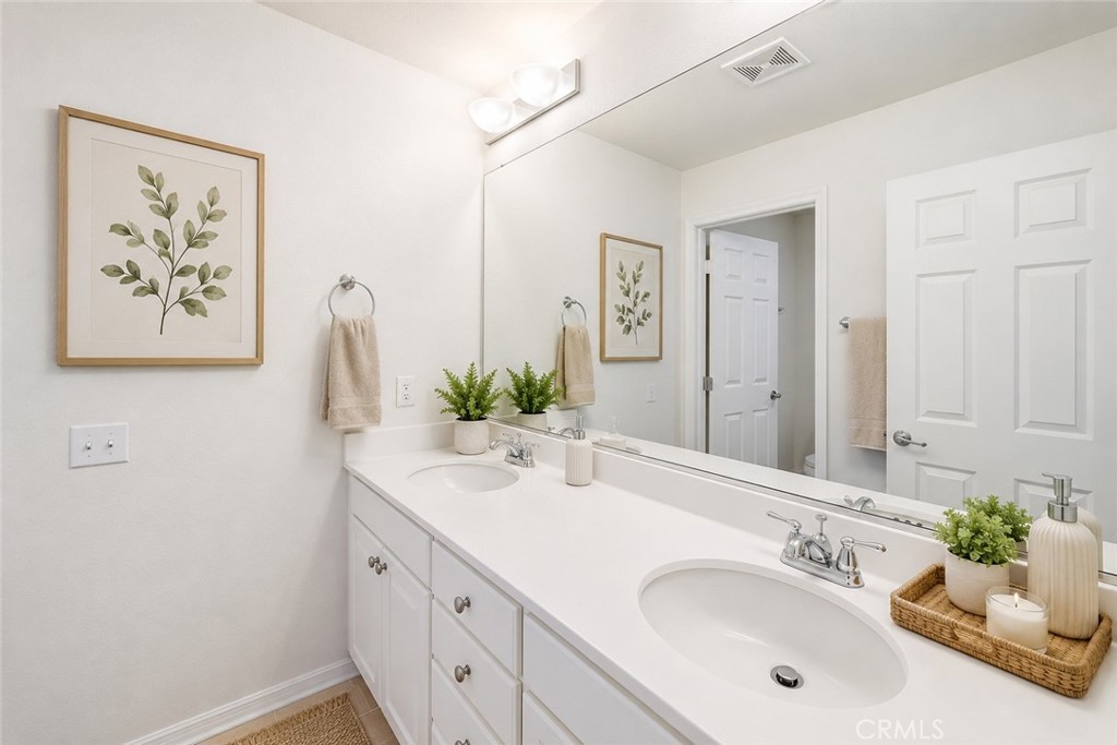 Hesperia, California, 92344, United States, 4 Bedrooms Bedrooms, ,3 BathroomsBathrooms,Residential,For Sale,2036953