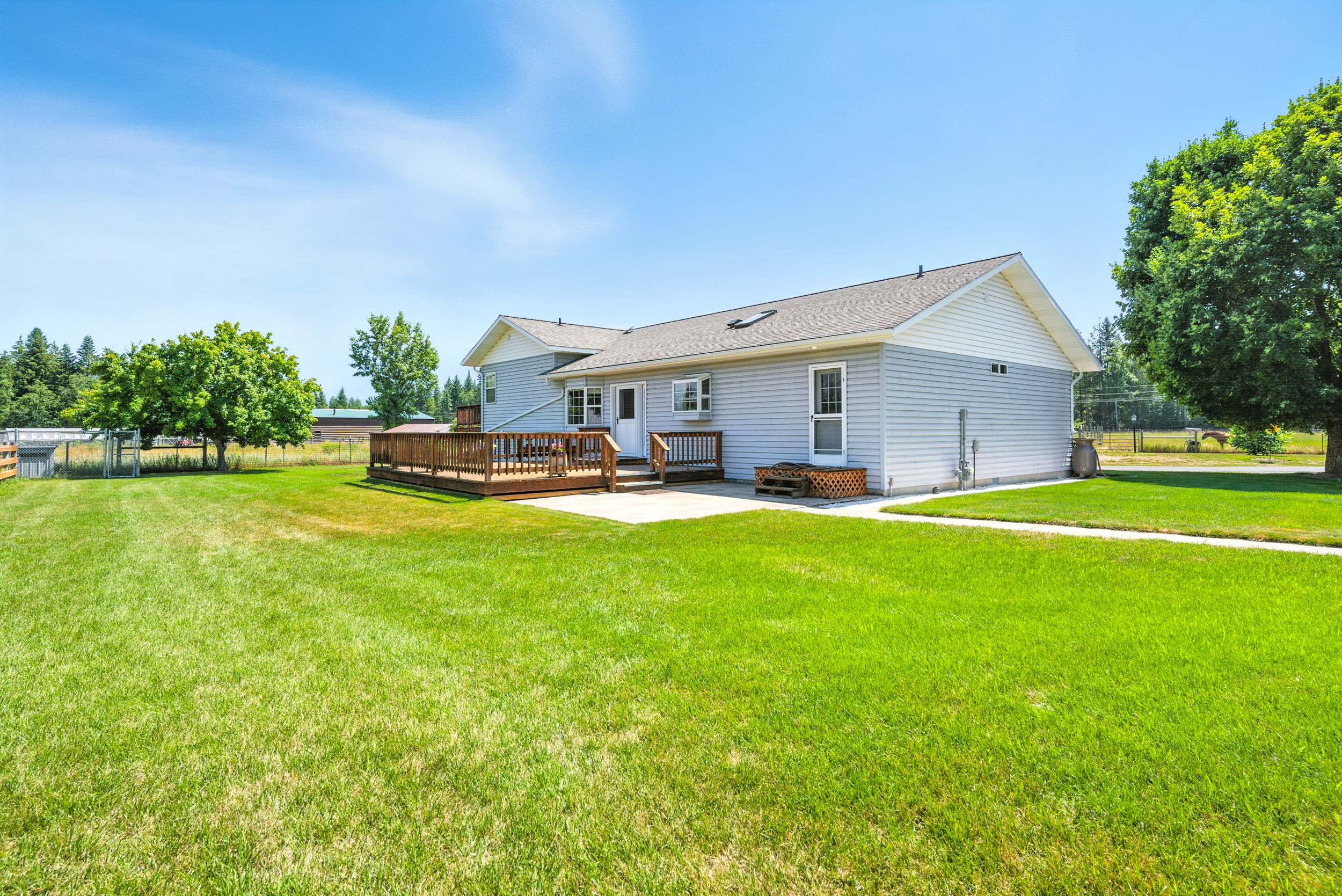 Bonners Ferry, Idaho, 83805, United States, 3 Bedrooms Bedrooms, ,2 BathroomsBathrooms,Residential,For Sale,1921279