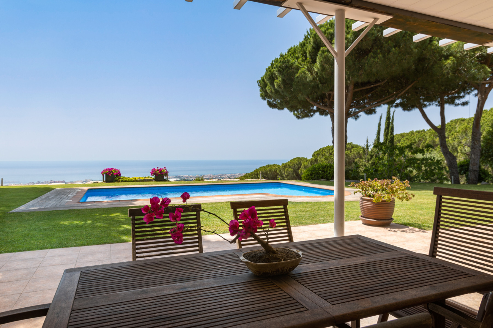  Villa with pool in an unbeatable location - 物件實景