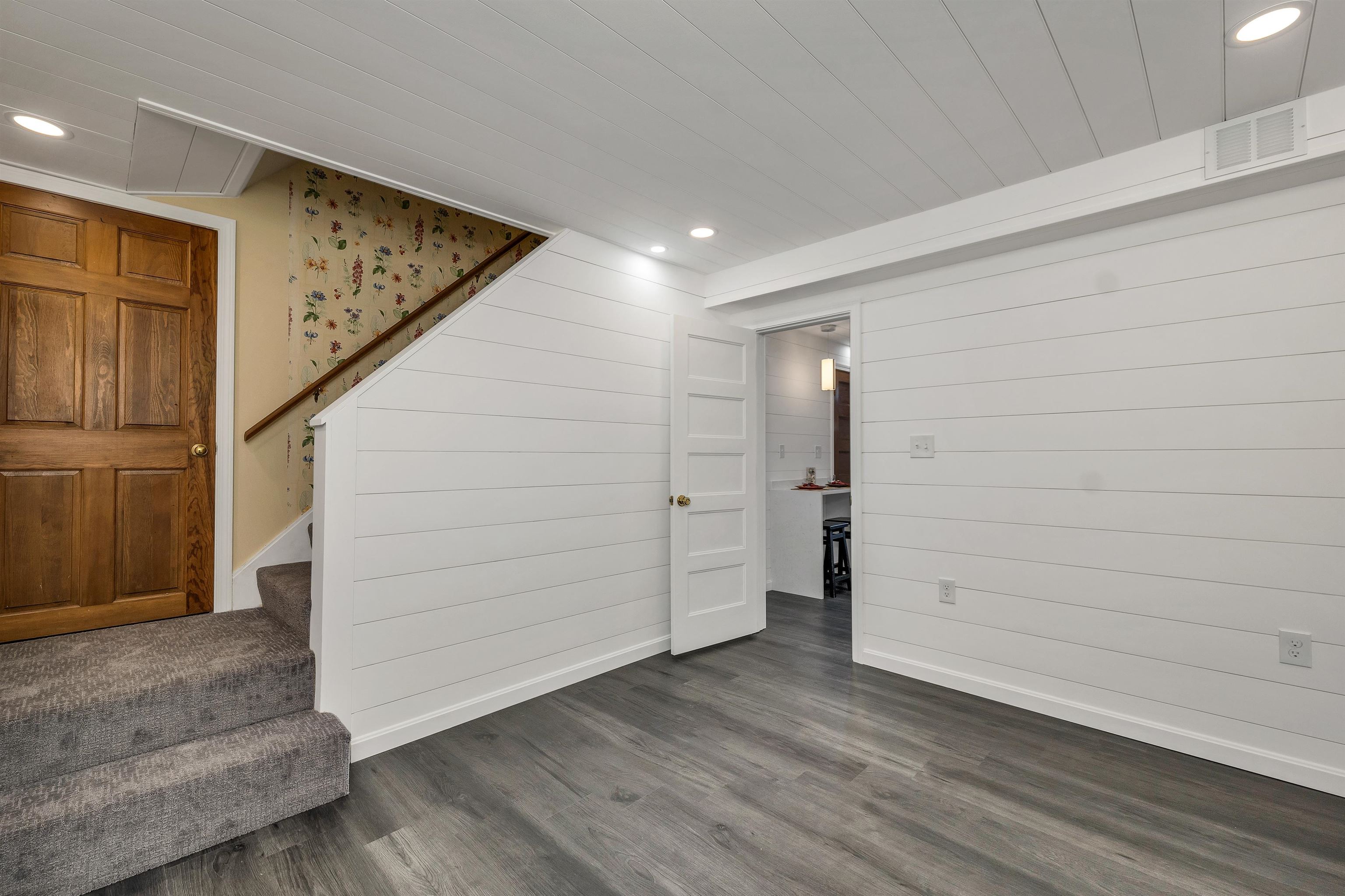 Dunbarton, New Hampshire, 03046, United States, 3 Bedrooms Bedrooms, ,2 BathroomsBathrooms,Residential,For Sale,1989464