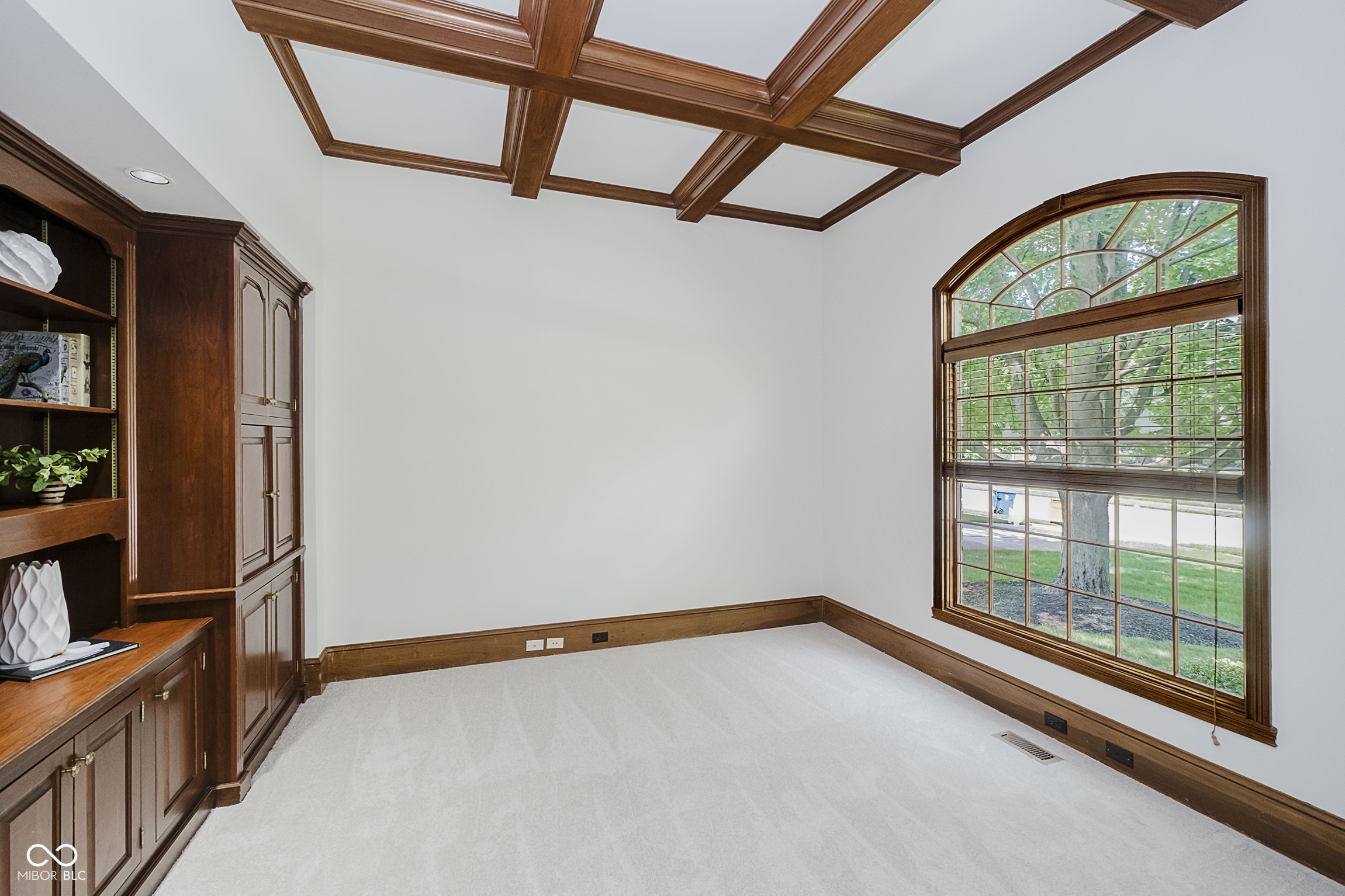 Carmel, Indiana, 46033, United States, 4 Bedrooms Bedrooms, ,4 BathroomsBathrooms,Residential,For Sale,1893581