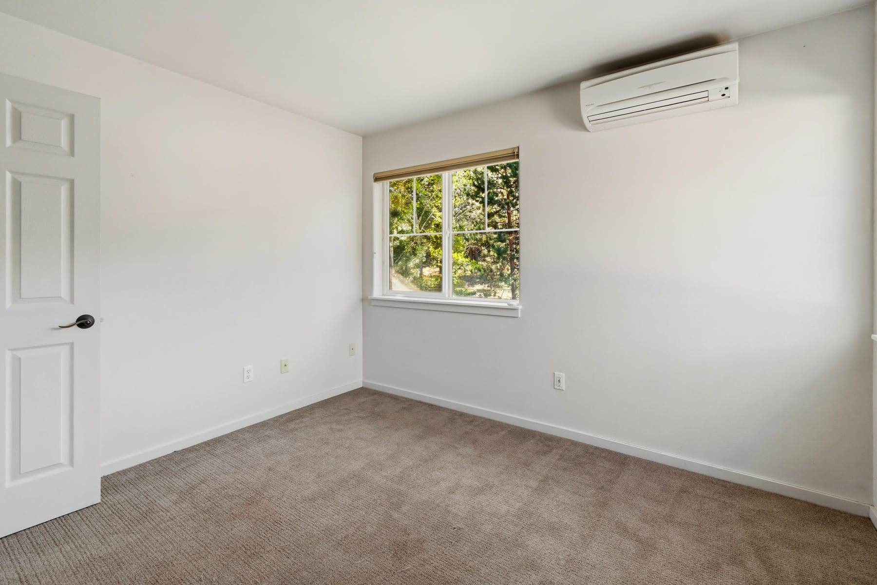  1929 NW Monterey Pines Drive #UNIT 5 Bend, OR 97703 - 物件實景