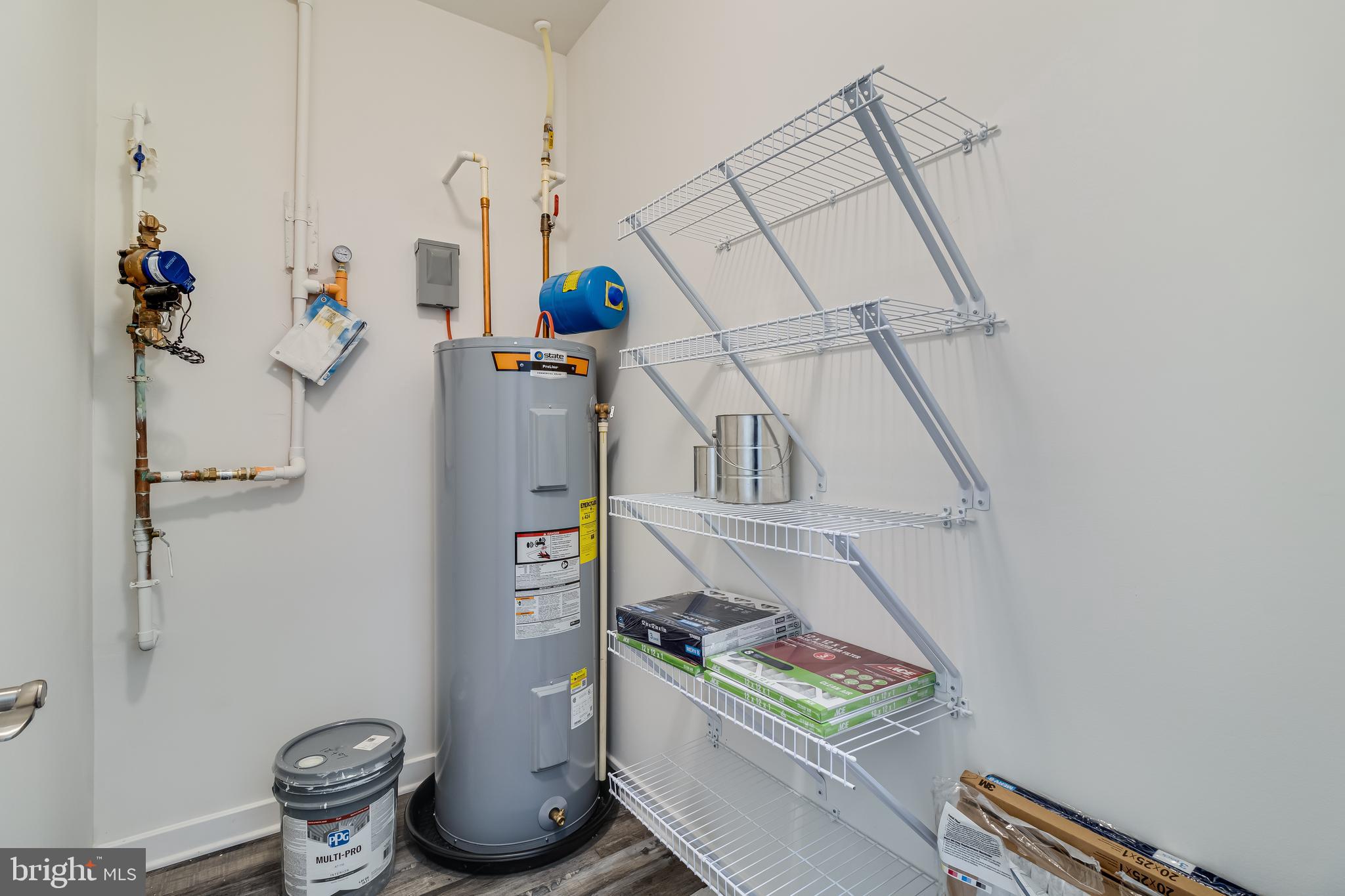 La Plata, Maryland, 20646, United States, 2 Bedrooms Bedrooms, ,2 BathroomsBathrooms,Residential,For Sale,1976808