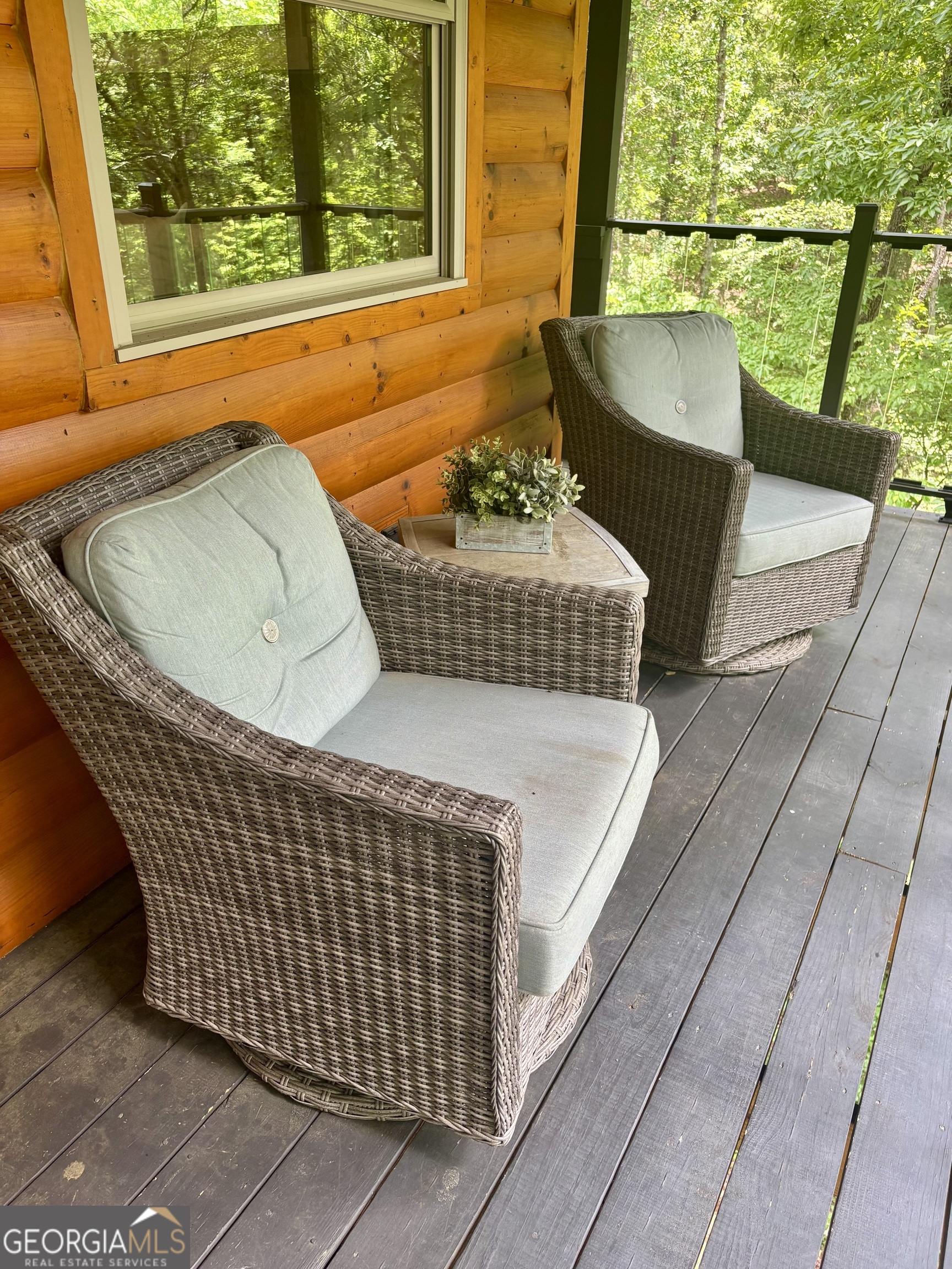 Cleveland, Georgia, 30528, United States, 1 Bedroom Bedrooms, ,1 BathroomBathrooms,Residential,For Sale,1864769
