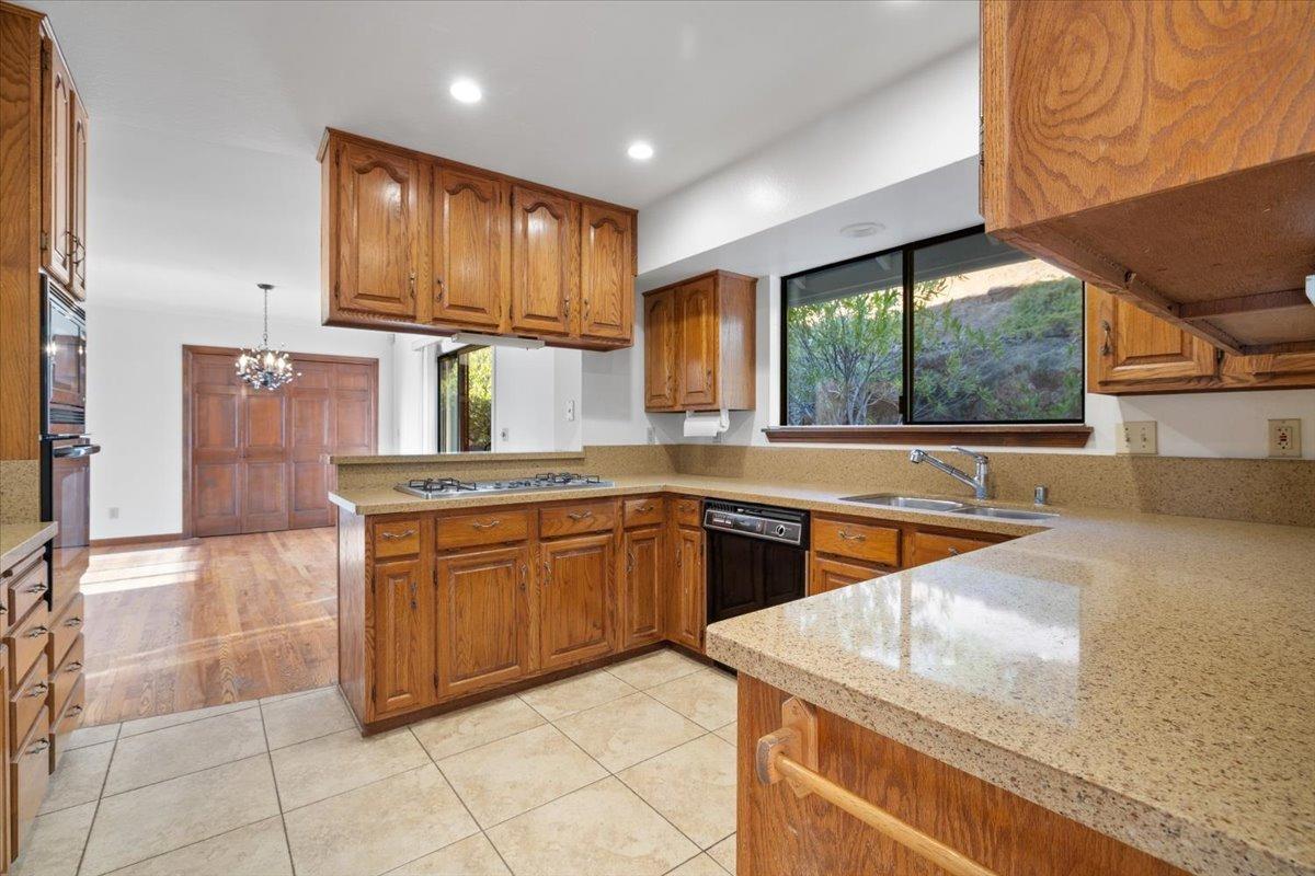 Cameron Park, California, 95682, United States, 4 Bedrooms Bedrooms, ,3 BathroomsBathrooms,Residential,For Sale,1842631