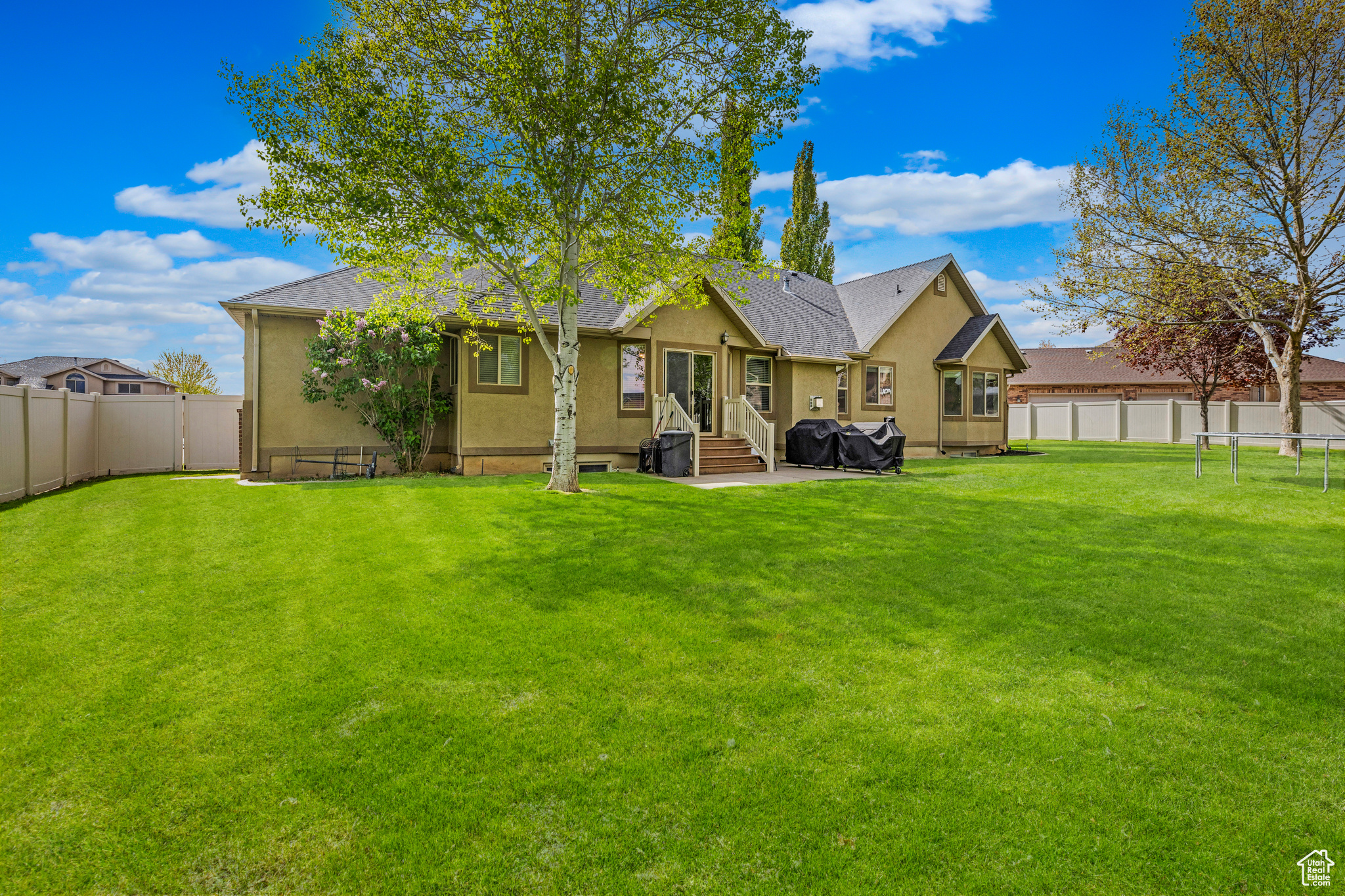 Layton, Utah, 84041, United States, 6 Bedrooms Bedrooms, ,3 BathroomsBathrooms,Residential,For Sale,1795196