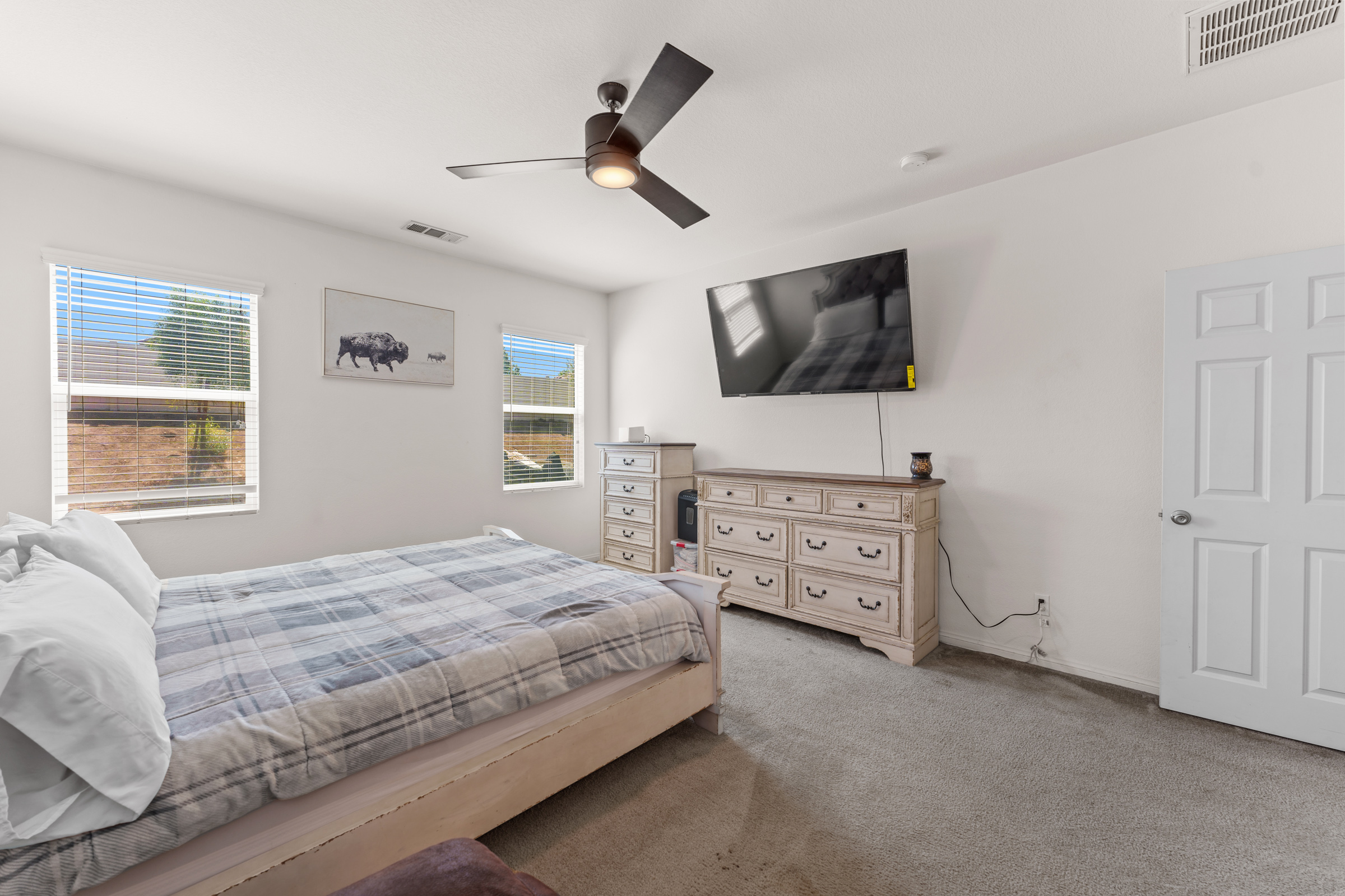 Menifee, California, 92584, United States, 3 Bedrooms Bedrooms, ,2 BathroomsBathrooms,Residential,For Sale,1980644