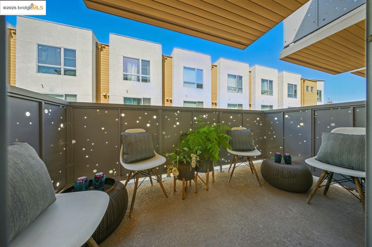 El Cerrito, California, 94530, United States, 3 Bedrooms Bedrooms, ,3 BathroomsBathrooms,Residential,For Sale,1942255