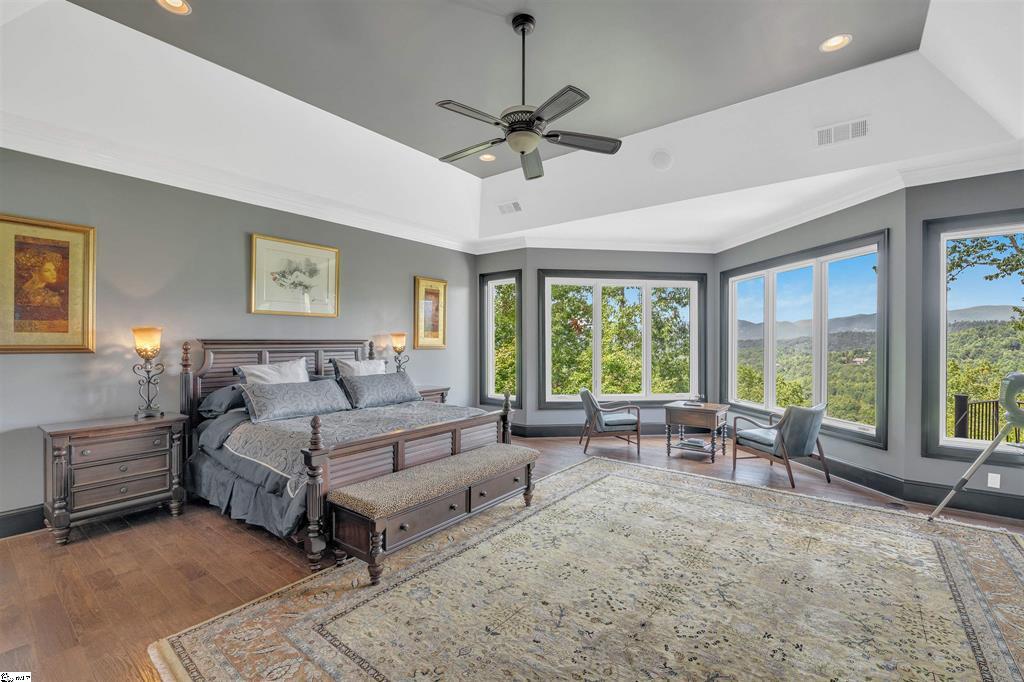 Marietta, South Carolina, 29661, United States, 4 Bedrooms Bedrooms, ,7 BathroomsBathrooms,Residential,For Sale,1940358