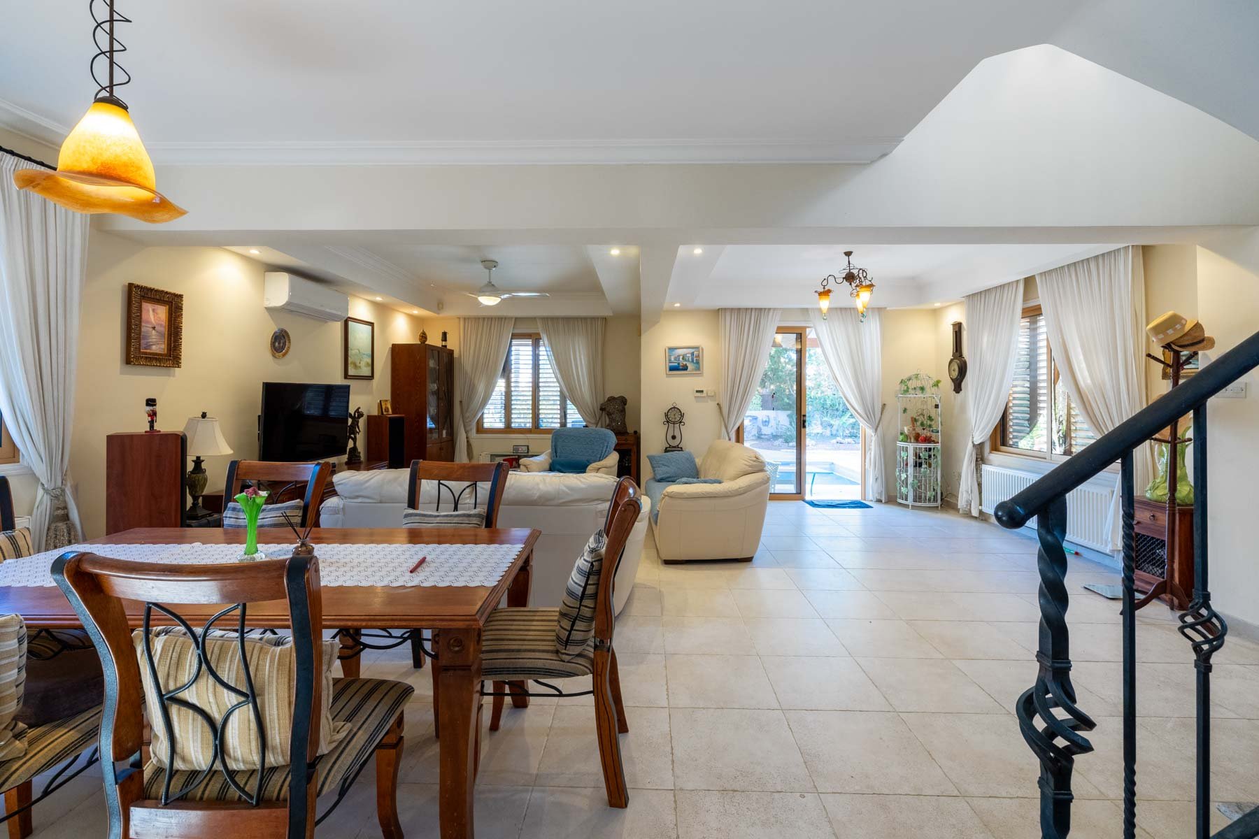  Coastal Living in Pervolia: Three-Bedroom Villa near Faros Beach - 物件實景