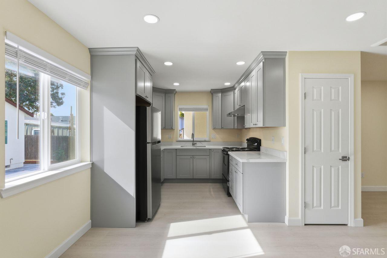 San Jose, California, 95116, United States, 8 Bedrooms Bedrooms, ,4 BathroomsBathrooms,Residential,For Sale,1988355