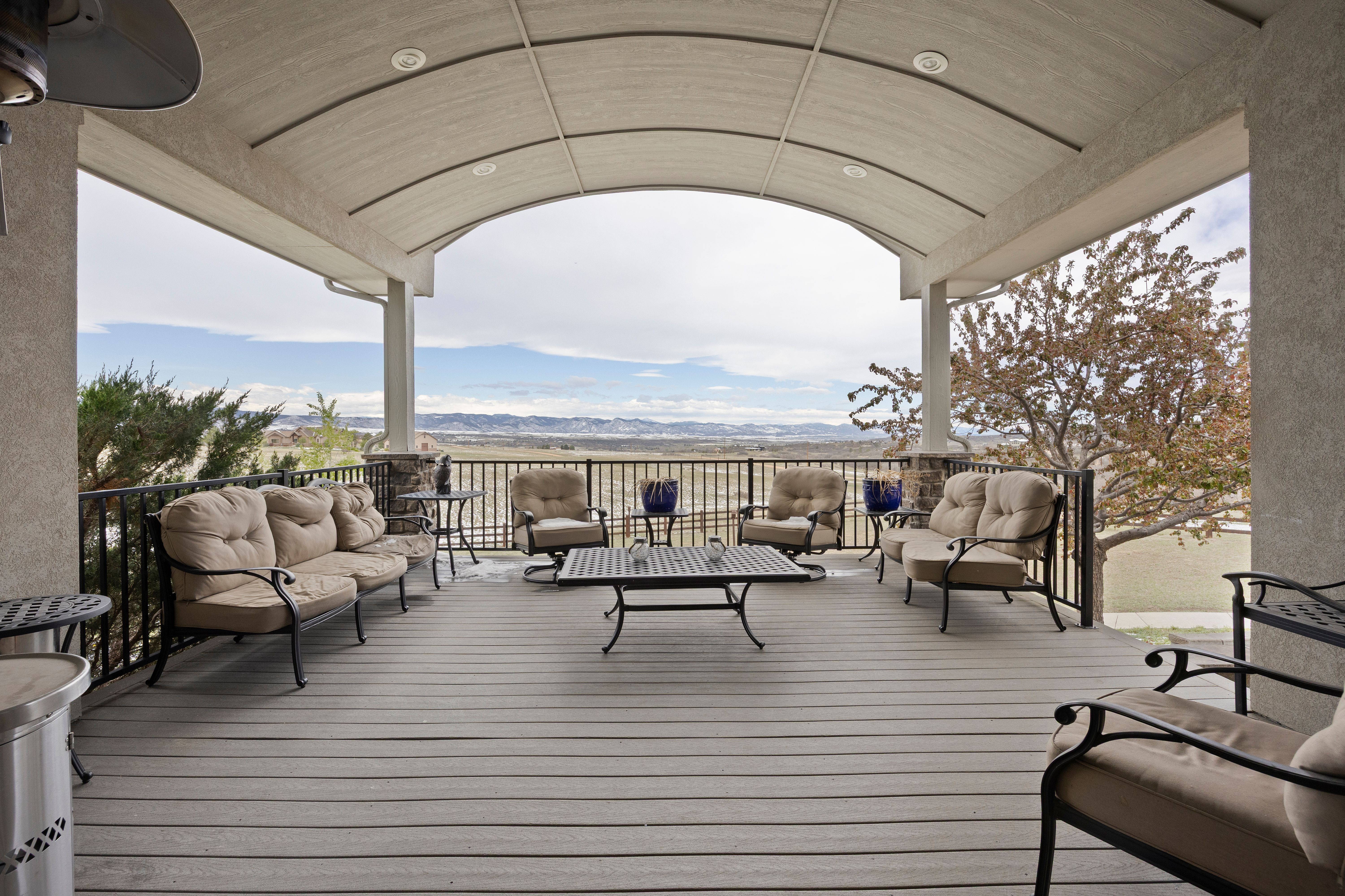  Set on five scenic acres with sweeping Front Range views - 物件實景