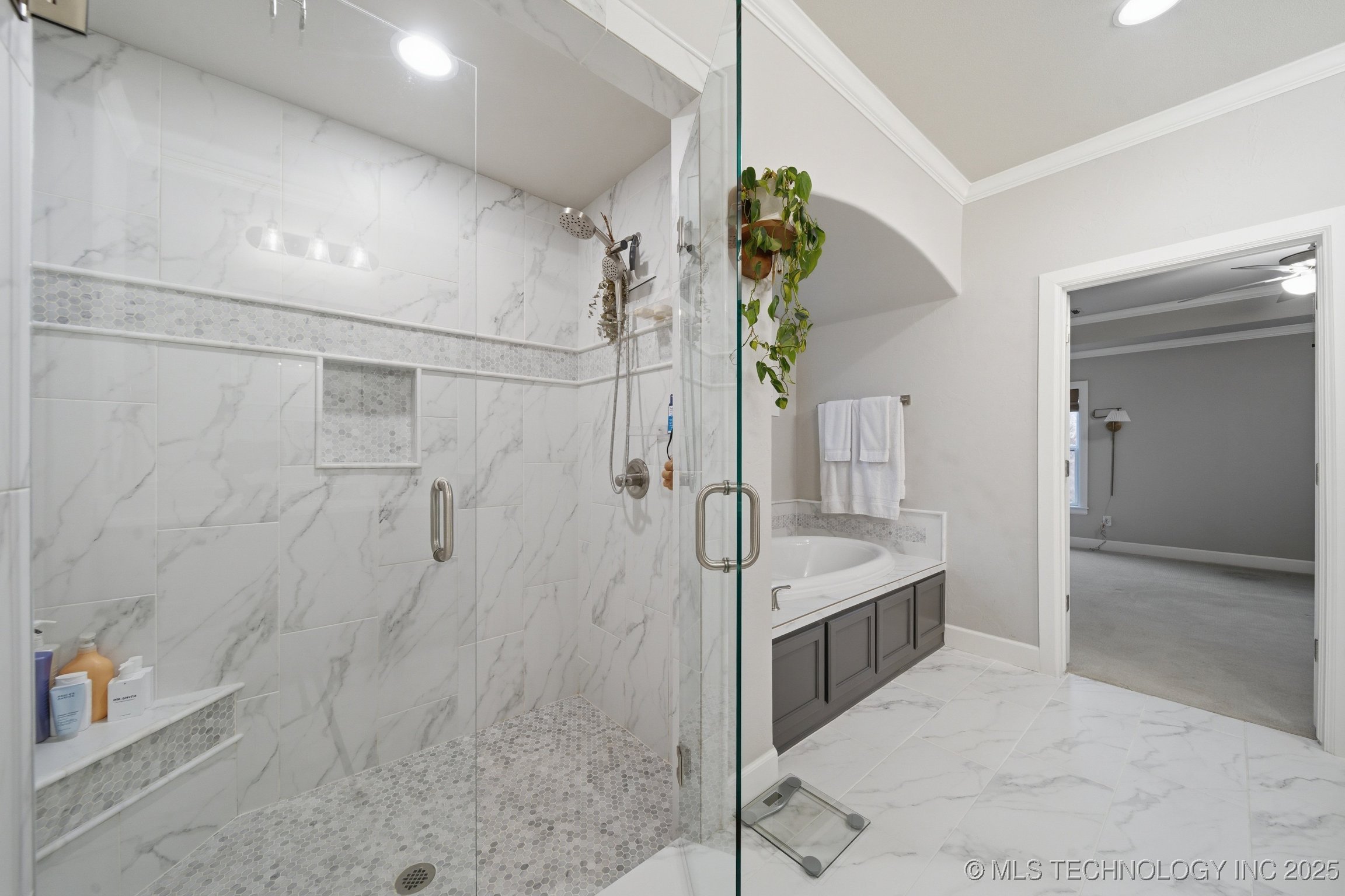 Owasso, Oklahoma, 74055, United States, 3 Bedrooms Bedrooms, ,3 BathroomsBathrooms,Residential,For Sale,1996911