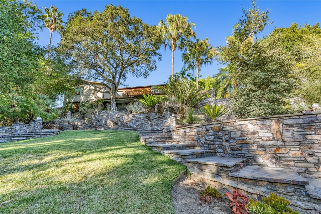 San Marino, California, 91108, United States, 5 Bedrooms Bedrooms, ,6 BathroomsBathrooms,Residential,For Sale,1686890