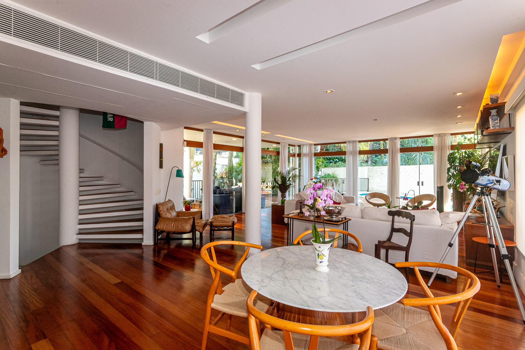  Renovated House with Ocean Views - 物件實景
