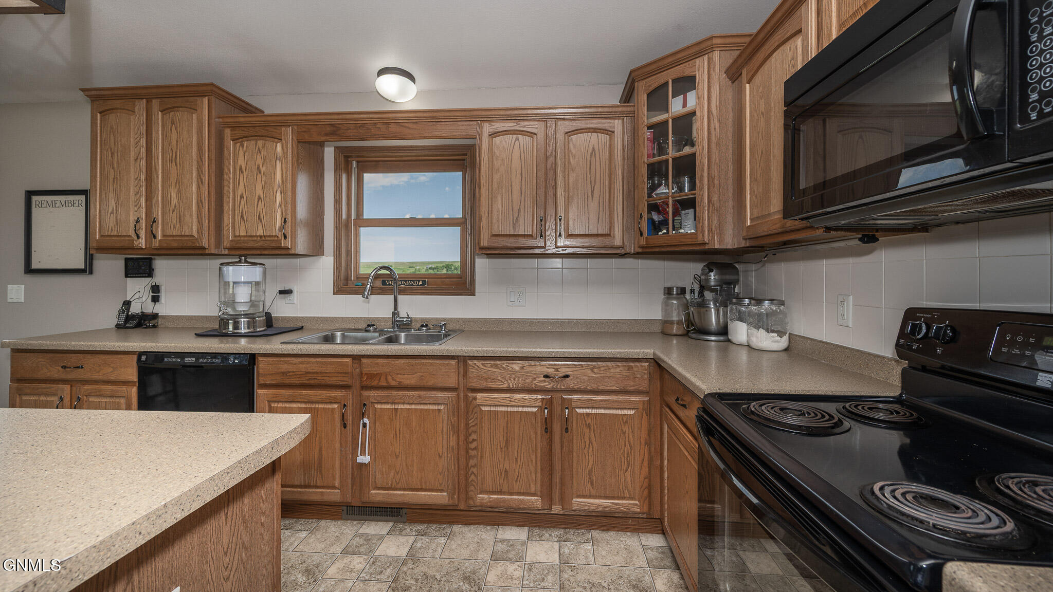 Zap, North Dakota, 58580, United States, 4 Bedrooms Bedrooms, ,1 BathroomBathrooms,Residential,For Sale,1937201
