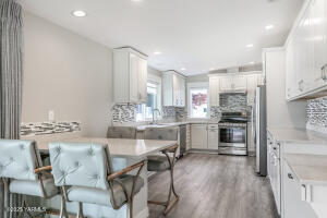 Yakima, Washington, 98901, United States, 3 Bedrooms Bedrooms, ,3 BathroomsBathrooms,Residential,For Sale,1729945