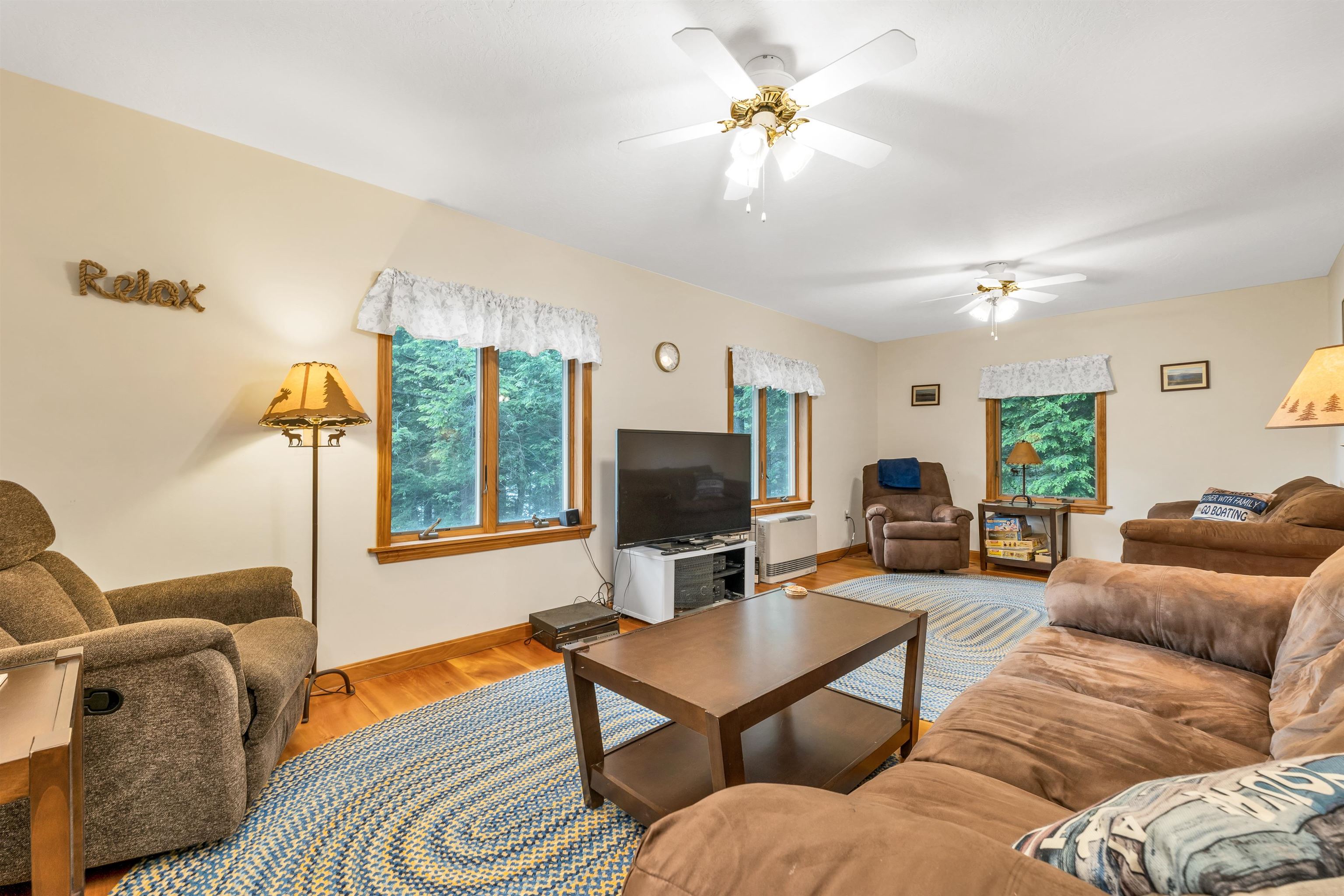 Bridgewater, New Hampshire, 03222, United States, 3 Bedrooms Bedrooms, ,1 BathroomBathrooms,Residential,For Sale,1873938