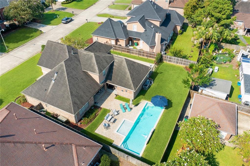 Harvey, Louisiana, 70058, United States, 4 Bedrooms Bedrooms, ,4 BathroomsBathrooms,Residential,For Sale,1919980