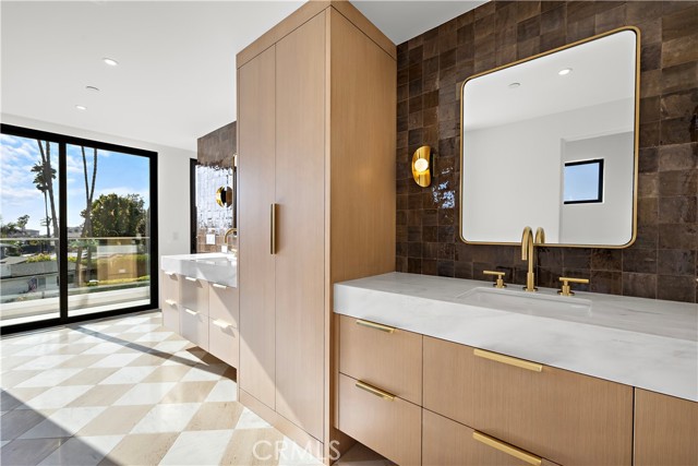 San Clemente, California, 92672, United States, 4 Bedrooms Bedrooms, ,4 BathroomsBathrooms,Residential,For Sale,1975978