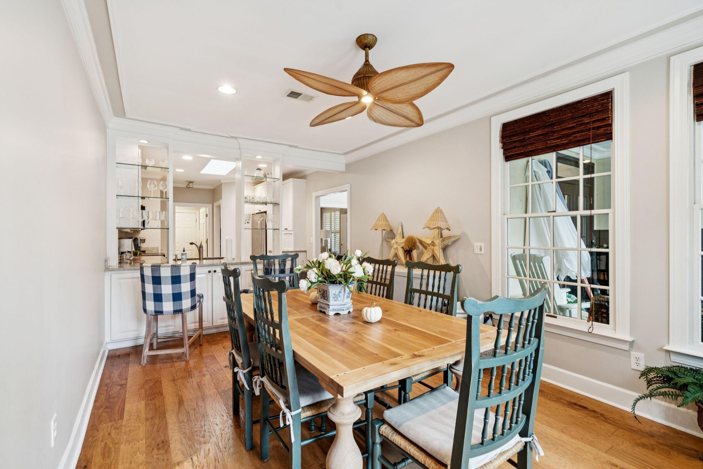 Mount Pleasant, South Carolina, 29464, United States, 3 Bedrooms Bedrooms, ,2 BathroomsBathrooms,Residential,For Sale,1979590