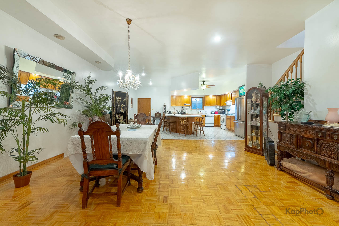 Chicago, Illinois, 60608, United States, 3 Bedrooms Bedrooms, ,5 BathroomsBathrooms,Residential,For Sale,1986120