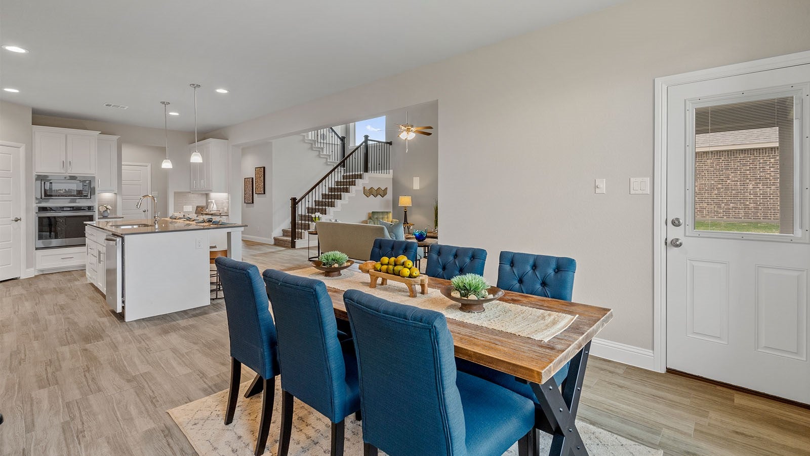 Grand Prairie, Texas, 76065, United States, 5 Bedrooms Bedrooms, ,4 BathroomsBathrooms,Residential,For Sale,2014206