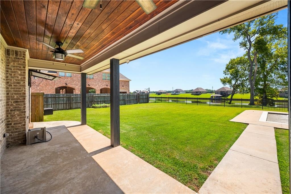 Natchitoches, Louisiana, 71457, United States, 4 Bedrooms Bedrooms, ,3 BathroomsBathrooms,Residential,For Sale,1974090