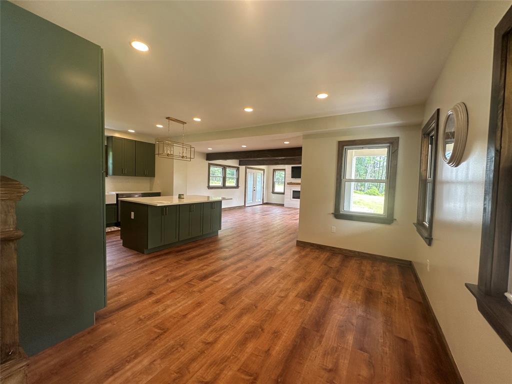 Narrowsburg, New York, 12764, United States, 4 Bedrooms Bedrooms, ,2 BathroomsBathrooms,Residential,For Sale,1923513