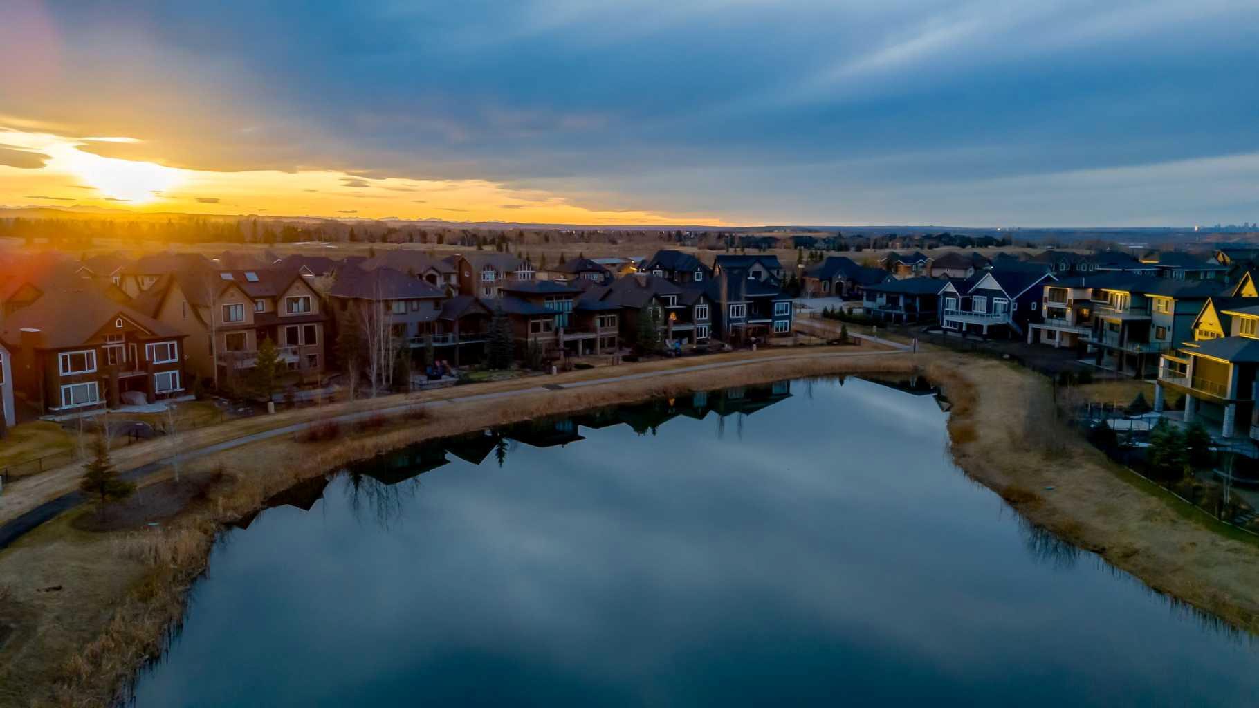 HERITAGE POINTE, Alberta, T1S 4K5, CA, 5 Bedrooms Bedrooms, ,5 BathroomsBathrooms,Residential,For Sale,1837461