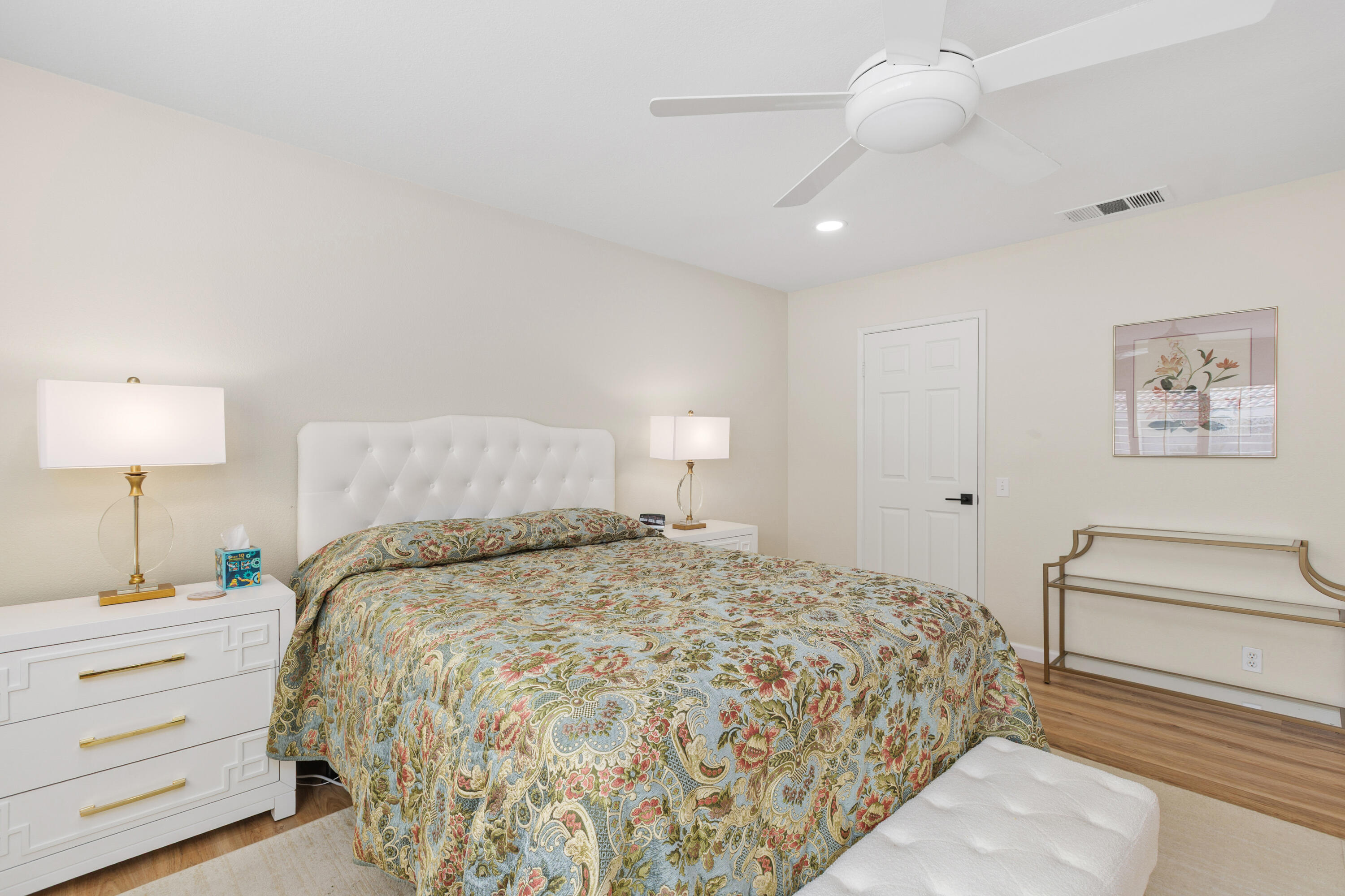 Palm Desert, California, 92260, United States, 3 Bedrooms Bedrooms, ,2 BathroomsBathrooms,Residential,For Sale,1993361