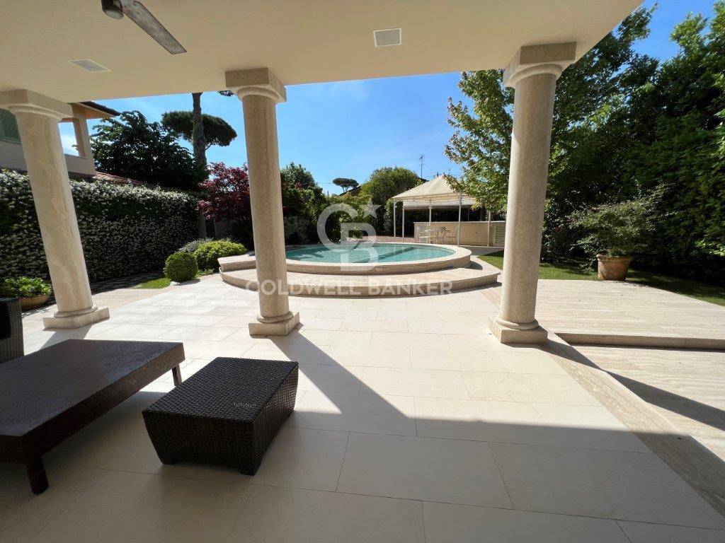 via dazzi, Forte dei Marmi, Lucca, 55042, IT, 5 Bedrooms Bedrooms, ,5 BathroomsBathrooms,Residential,For Sale,via dazzi,1620153