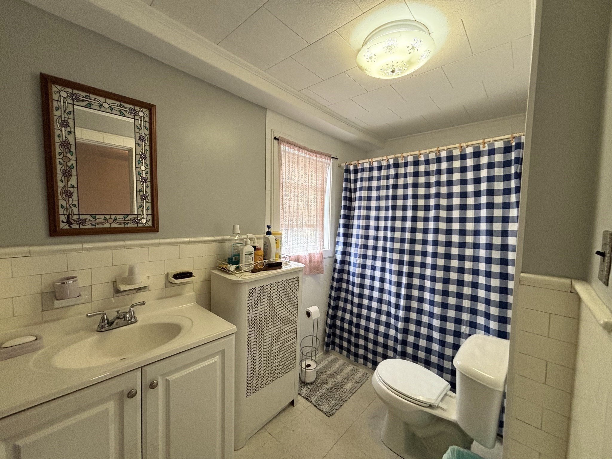 Boston, Massachusetts, 02124, United States, 4 Bedrooms Bedrooms, ,1 BathroomBathrooms,Residential,For Sale,1973789