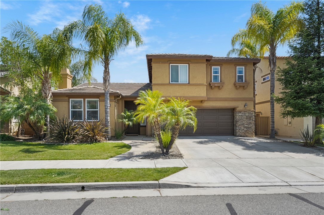 Lake Elsinore, California, 92532, United States, 3 Bedrooms Bedrooms, ,3 BathroomsBathrooms,Residential,For Sale,2049094